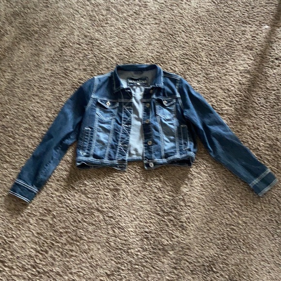 Maurice’s cropped jean jacket - Picture 2 of 4